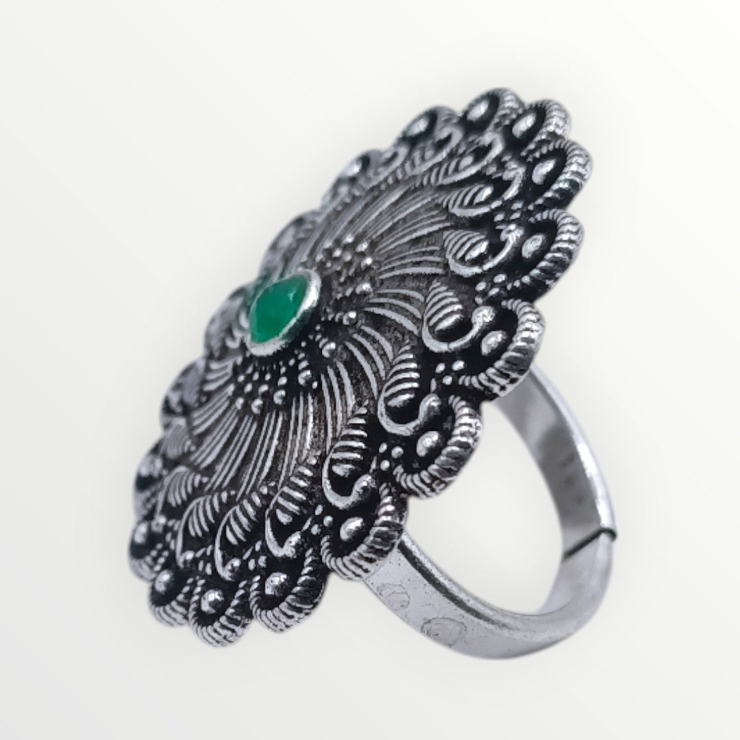 The Radiant Spiral Ring - Green
