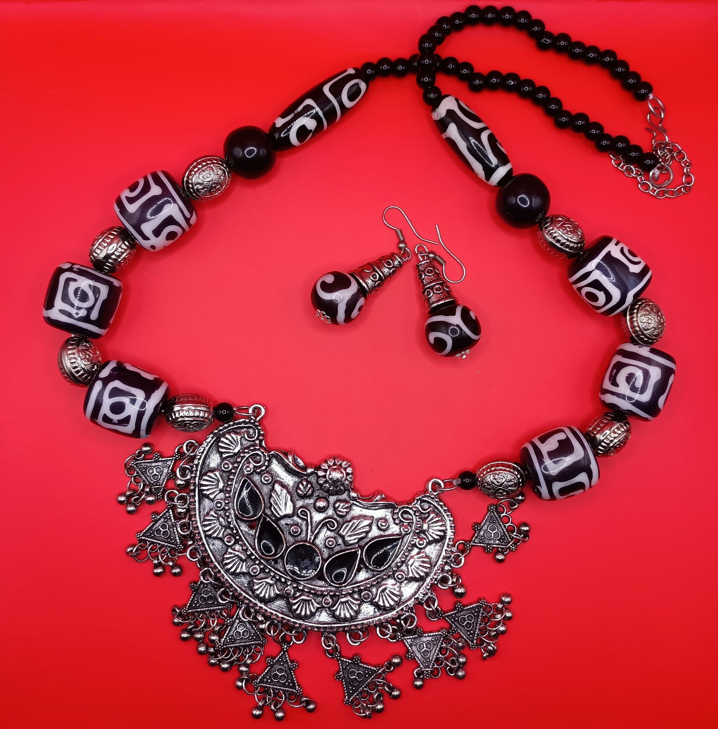 The Majestic Tribal Bead Necklace Set