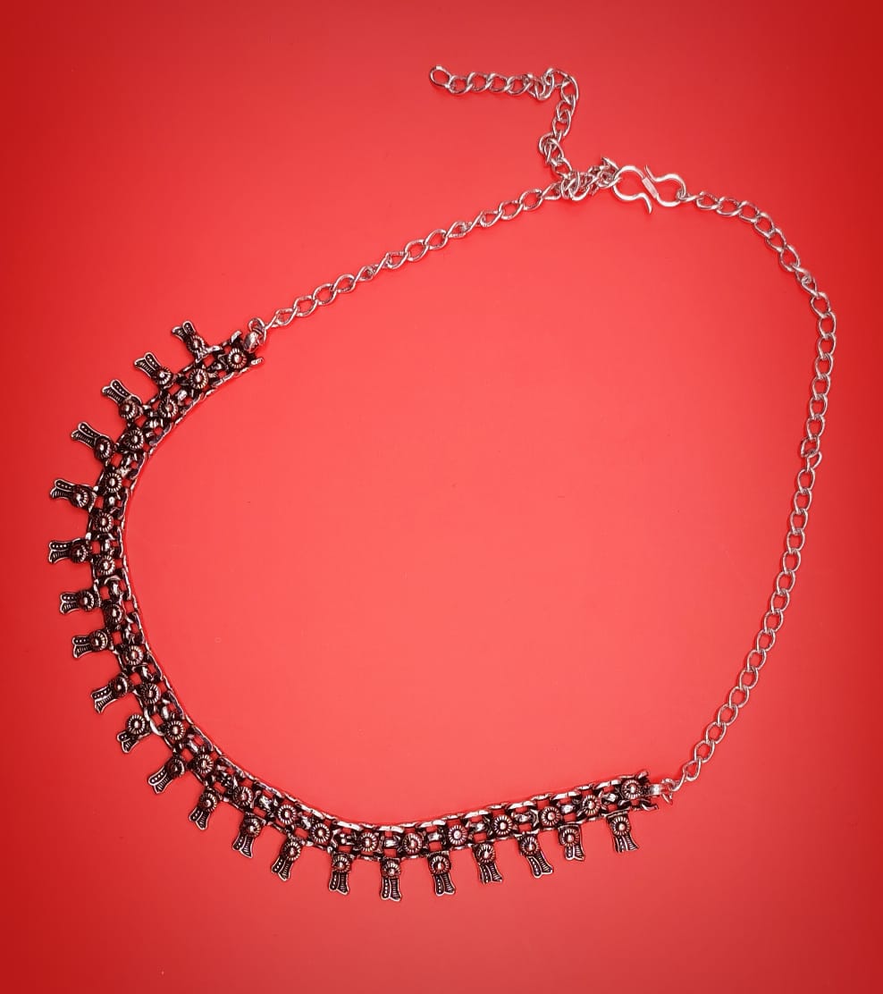 The Vintage Floral Choker Necklace