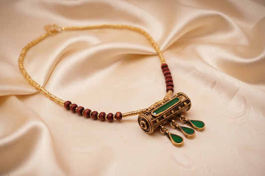 The Nomadic Amulet Pendant Necklace - Green