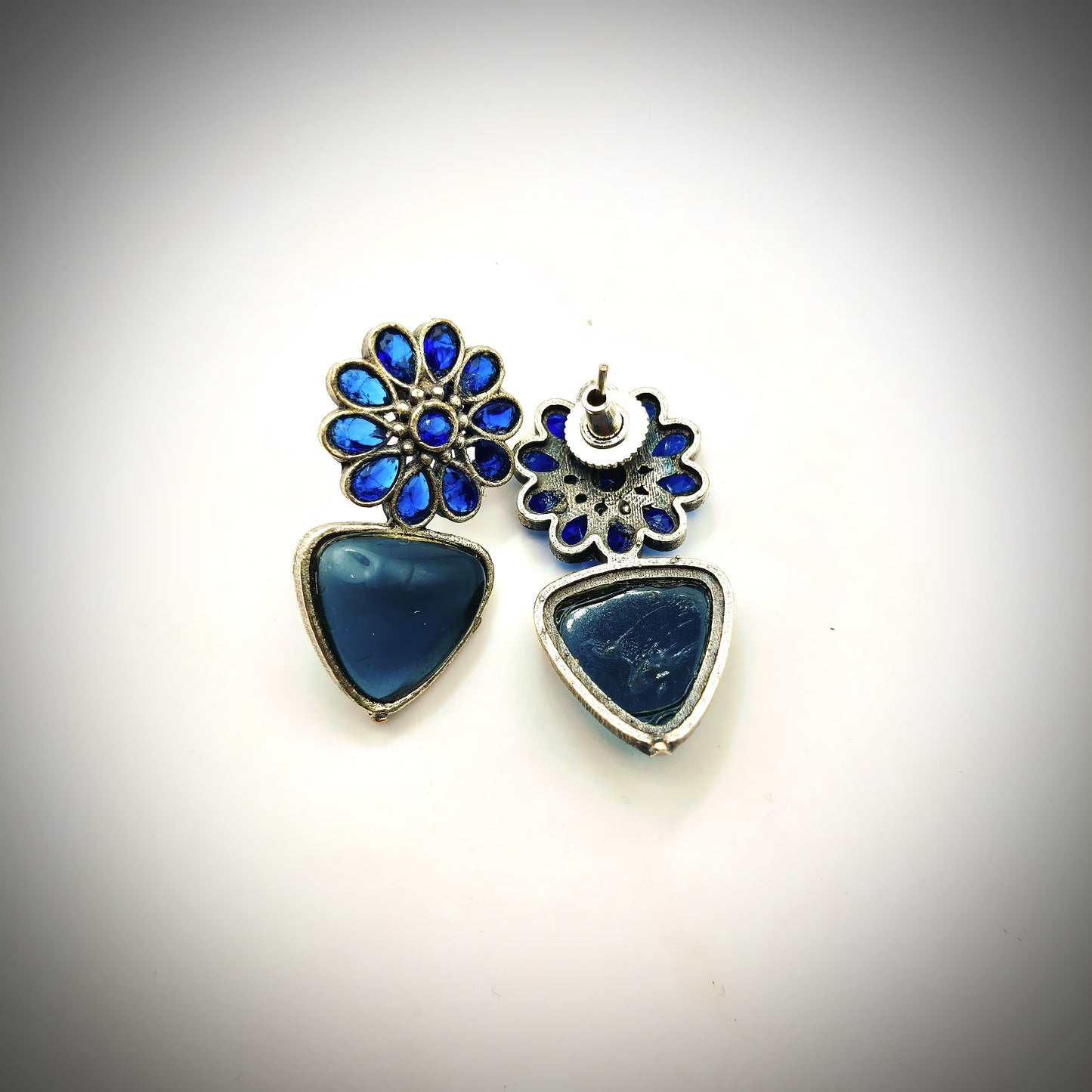 Classic Grace - Blue