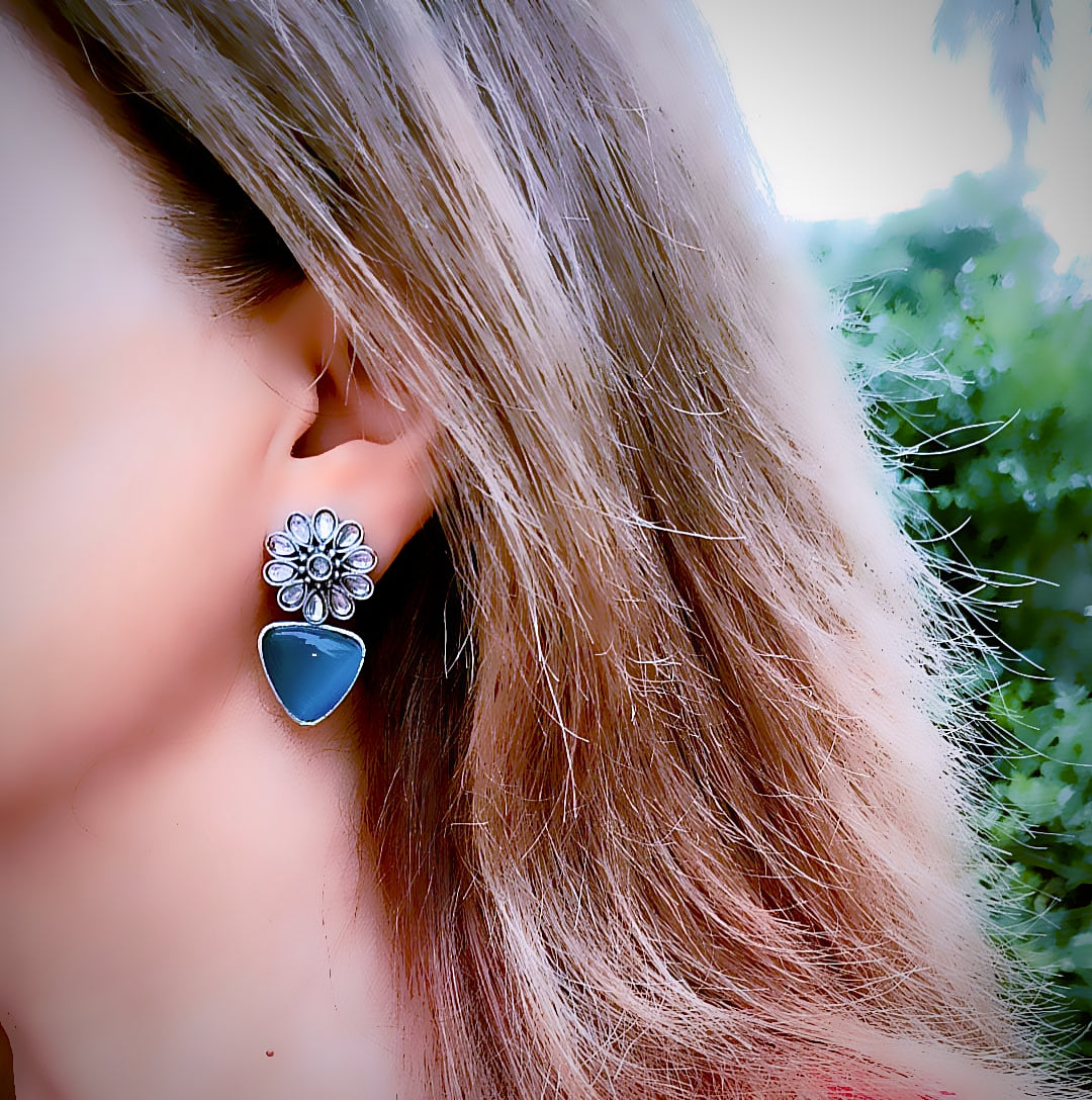 Classic Grace - Aqua Blue