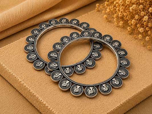 Queen Circle Bangles
