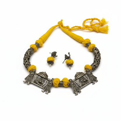 Savaari Necklace