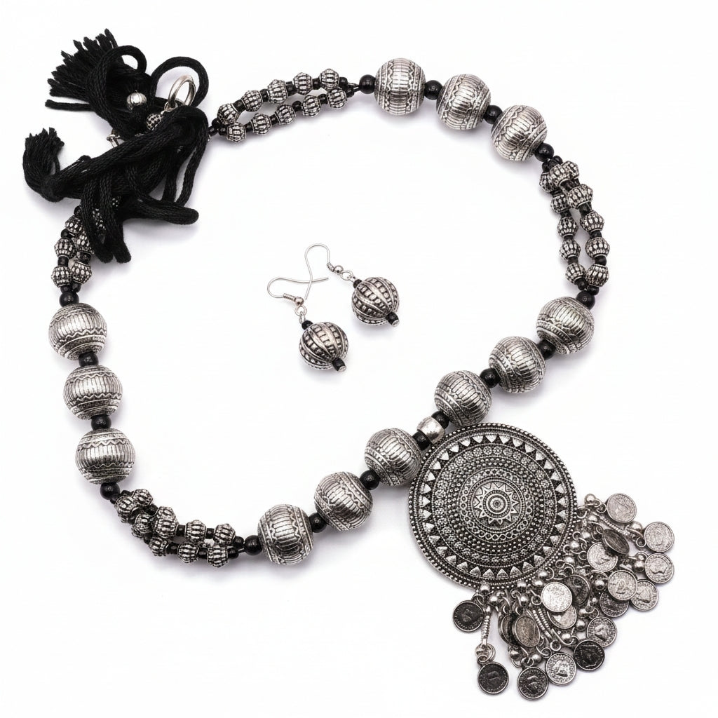 The Sovereign Coin Medallion Necklace Set