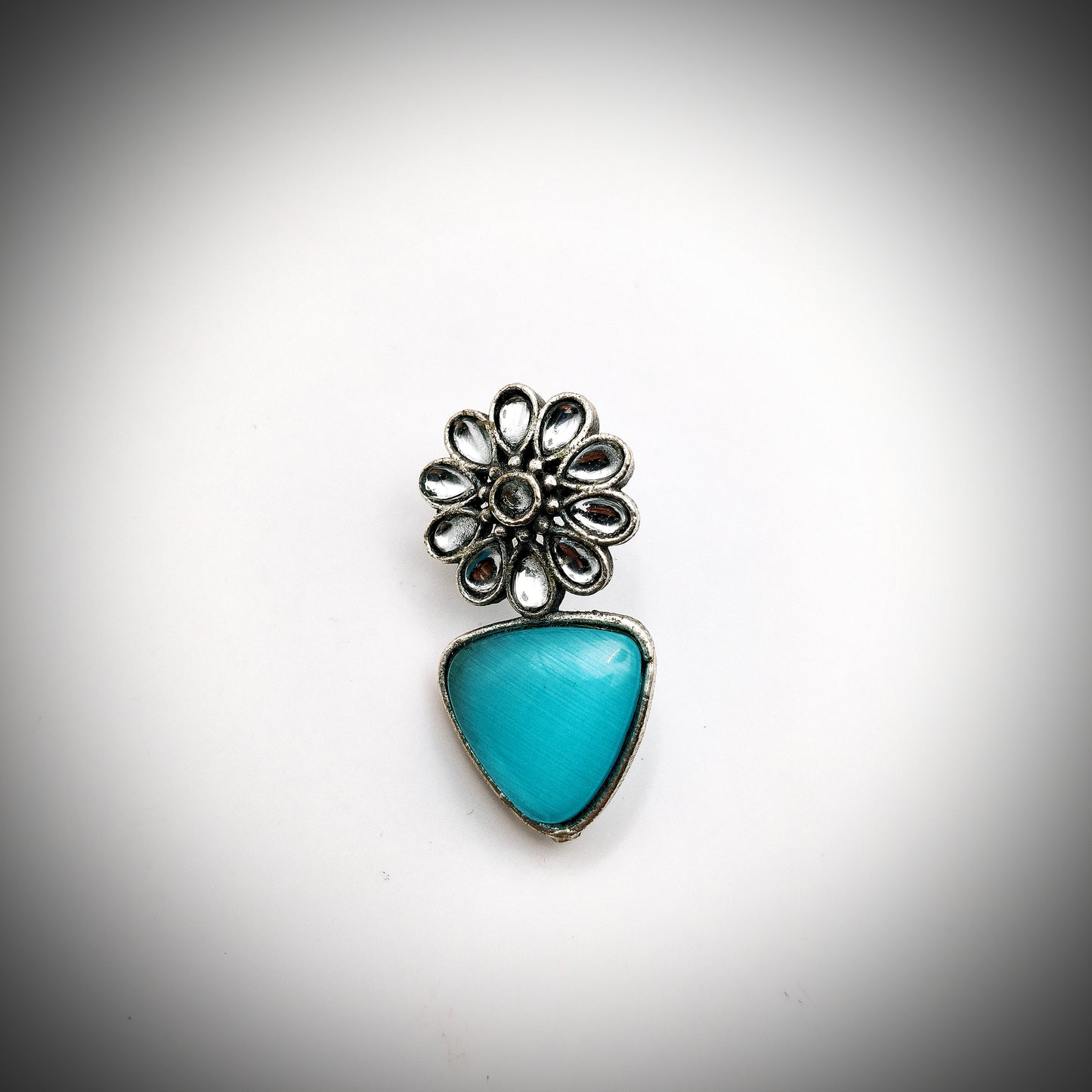Classic Grace - Aqua Blue